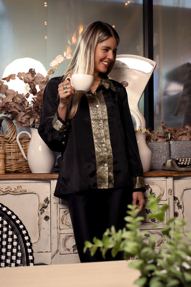 Blusa de seda Golden Black